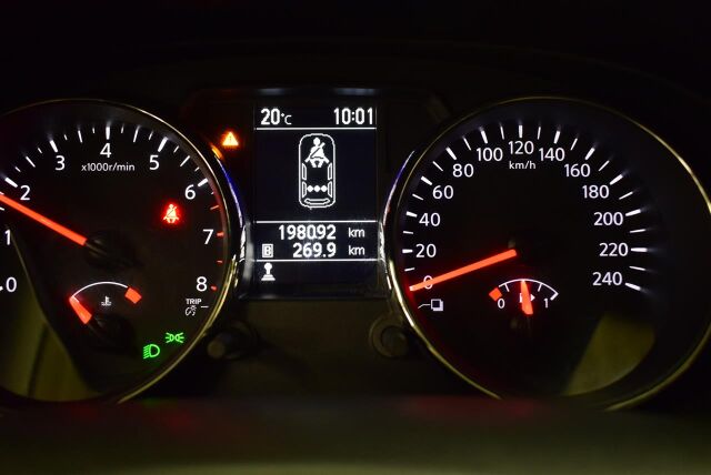 NISSAN Qashqai 2012 1,6L Stop / Start System Acenta 2WD 5M/T MY11* Hienokuntoinen yksilö*
