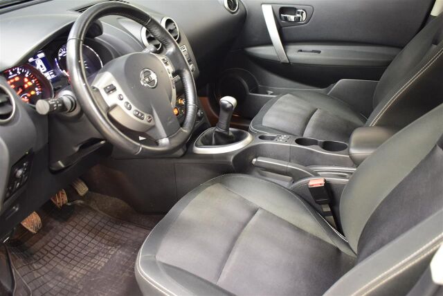 NISSAN Qashqai 2012 1,6L Stop / Start System Acenta 2WD 5M/T MY11* Hienokuntoinen yksilö*