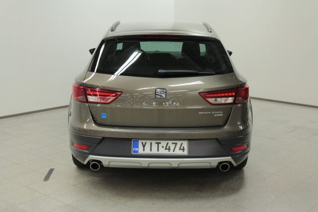 SEAT Leon X-Perience 2015 1,8 TSI 180 4Drive DSG