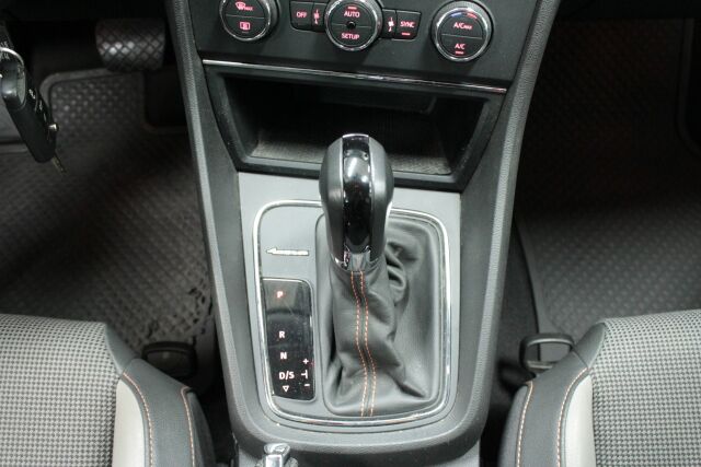 SEAT Leon X-Perience 2015 1,8 TSI 180 4Drive DSG