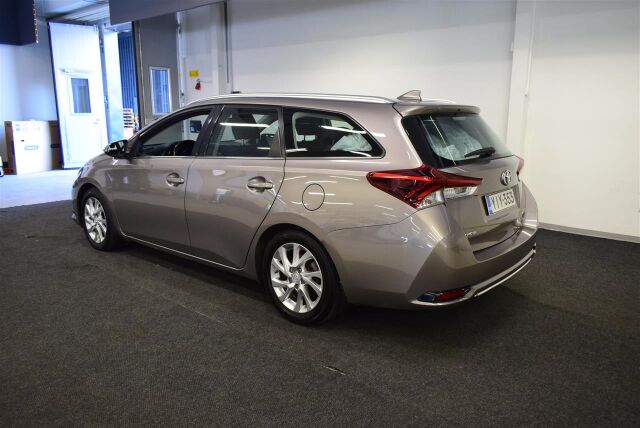 TOYOTA Auris 2015 Touring Sports 1,6 D-4D Active