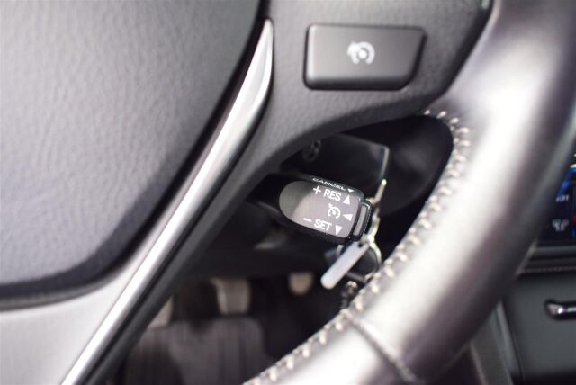 TOYOTA Auris 2015 Touring Sports 1,6 D-4D Active