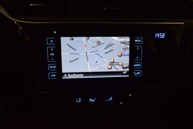TOYOTA Auris 2015 Touring Sports 1,6 D-4D Active