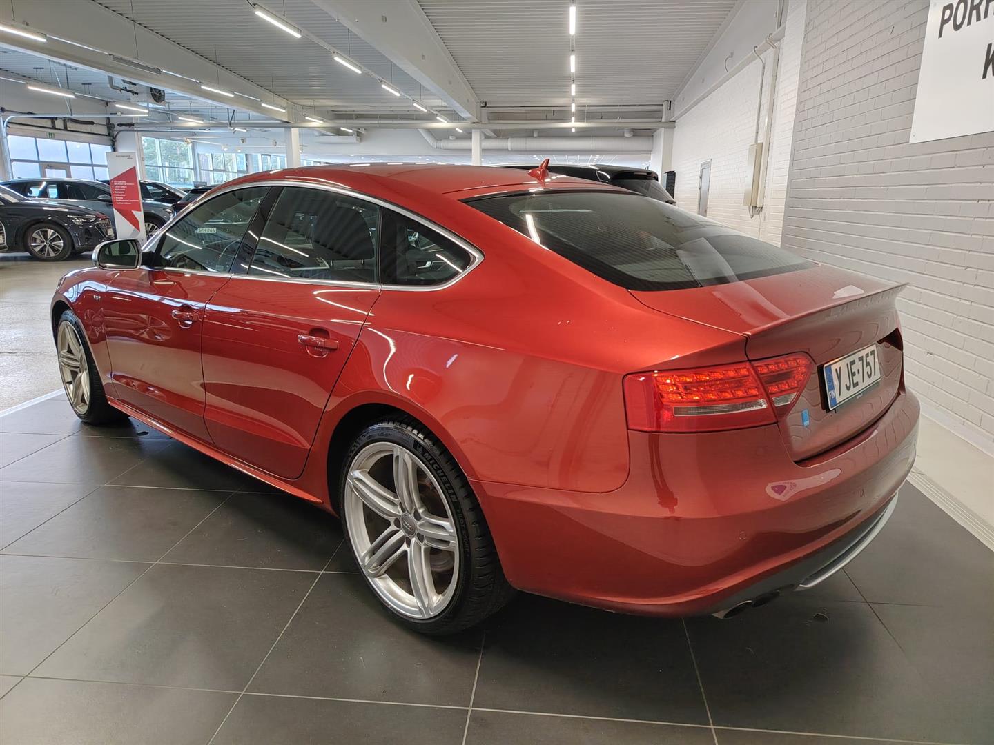 Audi S5 2010, kuva 3/22