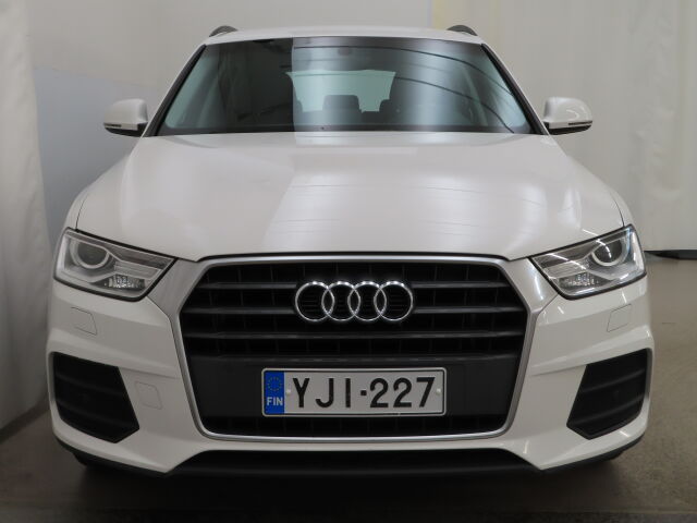 Audi Q3 2016 Business 1,4 TFSI COD 110 kW S tronic