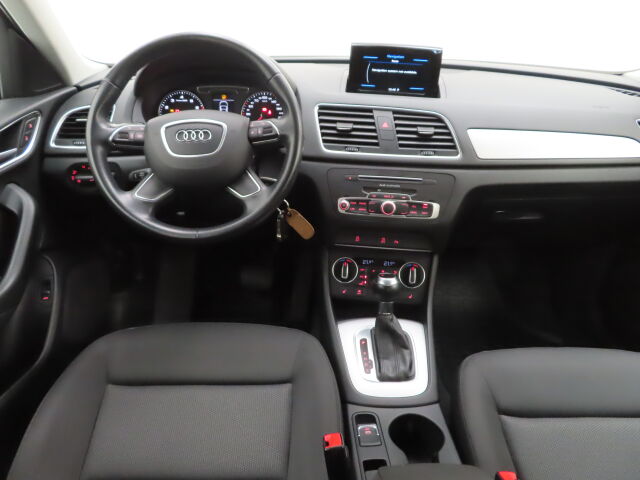 Audi Q3 2016 Business 1,4 TFSI COD 110 kW S tronic