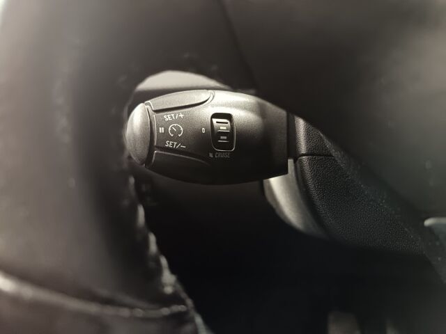 PEUGEOT 208 2017 Style VTi 82 5-ov**KOMIA PIKKULEIJONA**