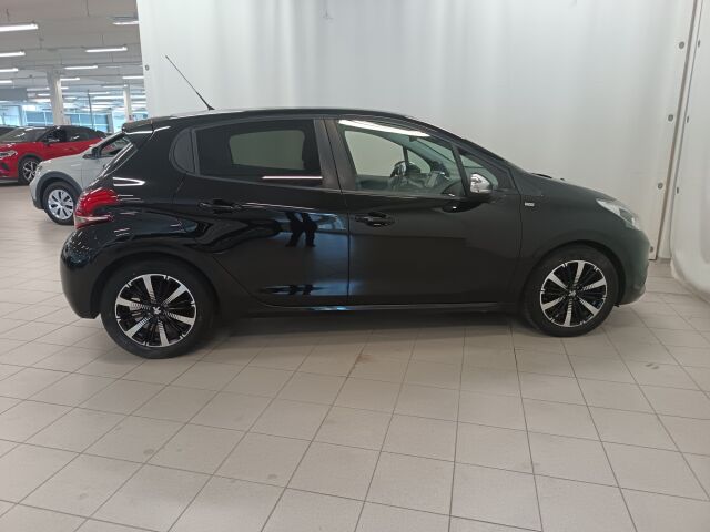 PEUGEOT 208 2017 Style VTi 82 5-ov**KOMIA PIKKULEIJONA**