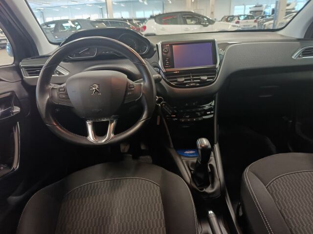 PEUGEOT 208 2017 Style VTi 82 5-ov**KOMIA PIKKULEIJONA**