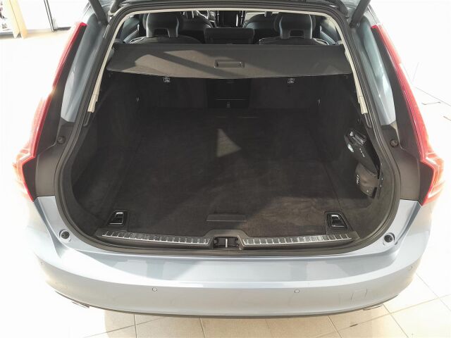 VOLVO V90 2017 D4 AWD Momentum aut / Ilman ADBLUE / jakohihna vaih.