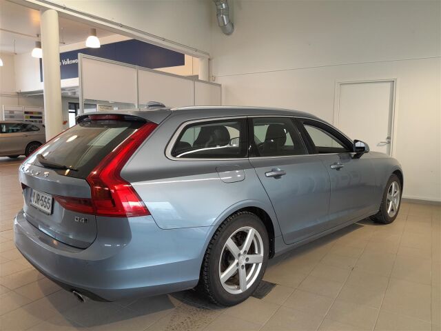 VOLVO V90 2017 D4 AWD Momentum aut / Ilman ADBLUE / jakohihna vaih.