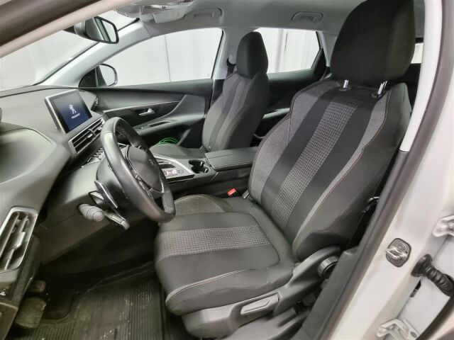 PEUGEOT 3008 2018 Active PureTech 130 Automaatti /Vetokoukku / M-Lämmitin