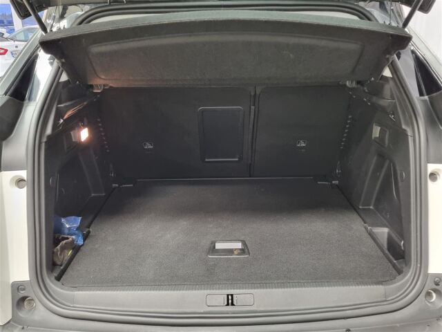 PEUGEOT 3008 2018 Active PureTech 130 Automaatti /Vetokoukku / M-Lämmitin