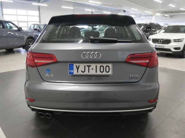 AUDI A3 2018 Sportback Pro Business Sport Edition 2,0 TFSI 140 kW quattro S tronic / Keyless / Webasto / ACC