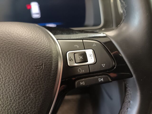 VOLKSWAGEN Golf 2018 Variant Alltrack 2,0 TDI 135 kW (184 hv) 4MOTION DSG-automaatti Winter Edition