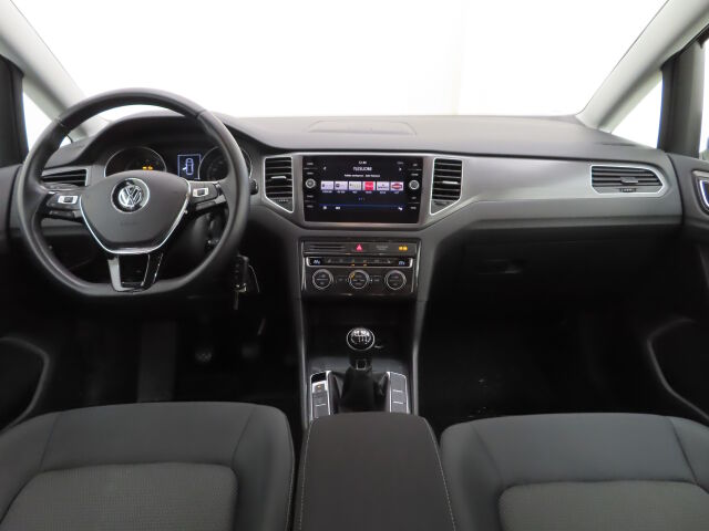 Volkswagen Golf Sportsvan 2018 Comfortline 1,5 TSI EVO 96 kW (130 hv) Football Edition