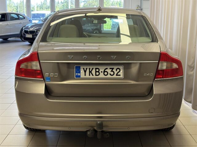 VOLVO S80 2010 2,4D Momentum aut