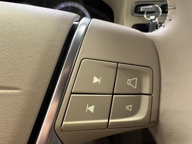 VOLVO S80 2010 2,4D Momentum aut