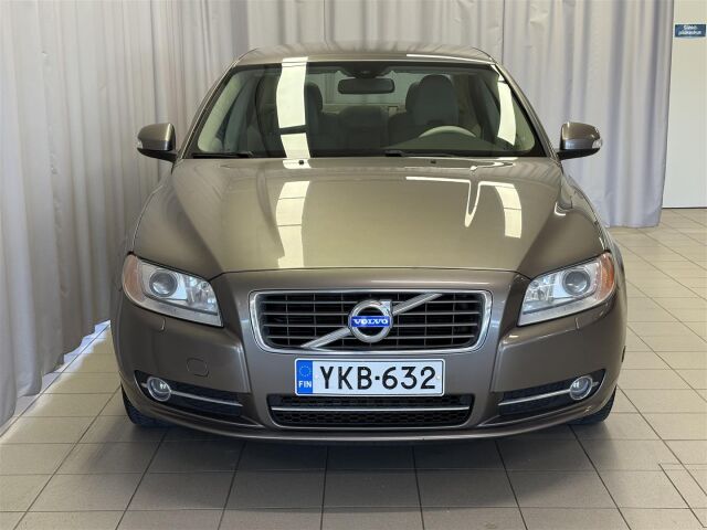 VOLVO S80 2010 2,4D Momentum aut