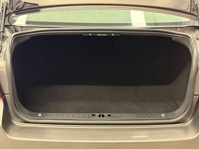 VOLVO S80 2010 2,4D Momentum aut