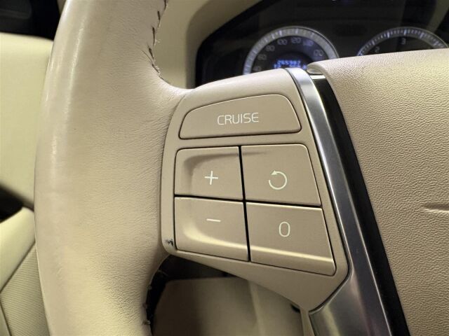VOLVO S80 2010 2,4D Momentum aut