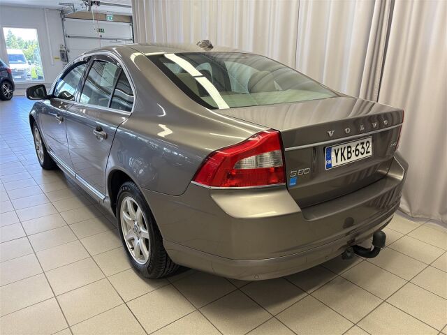 VOLVO S80 2010 2,4D Momentum aut