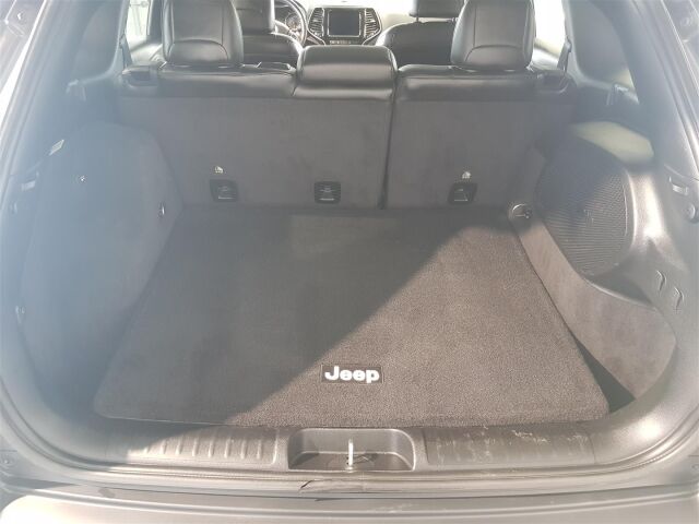 JEEP Cherokee 2018 2,2 MultiJet 200hv AT9 4WD 2.2 MultiJet 200hv AT9 4WD Limited