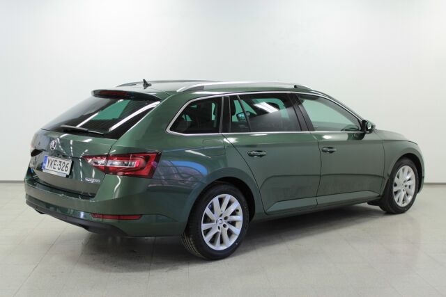 SKODA Superb 2018 Combi 1,4 TSI ACT Style BusinessLine DSG Autom.