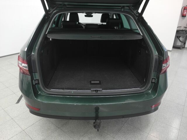 SKODA Superb 2018 Combi 1,4 TSI ACT Style BusinessLine DSG Autom.