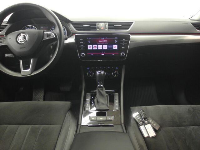 SKODA Superb 2018 Combi 1,4 TSI ACT Style BusinessLine DSG Autom.