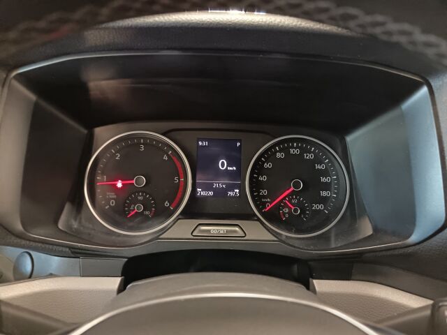 VOLKSWAGEN Crafter 2019 35  BUSSI  2,0 TDI 130 kW 4Motion 8at,**NO NYT ON ALVILLINEN HARVINAISUUS HETI TOIMITUKSEEN**