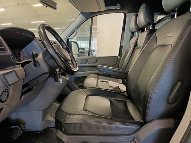 VOLKSWAGEN Crafter 2019 35  BUSSI  2,0 TDI 130 kW 4Motion 8at,**NO NYT ON ALVILLINEN HARVINAISUUS HETI TOIMITUKSEEN**