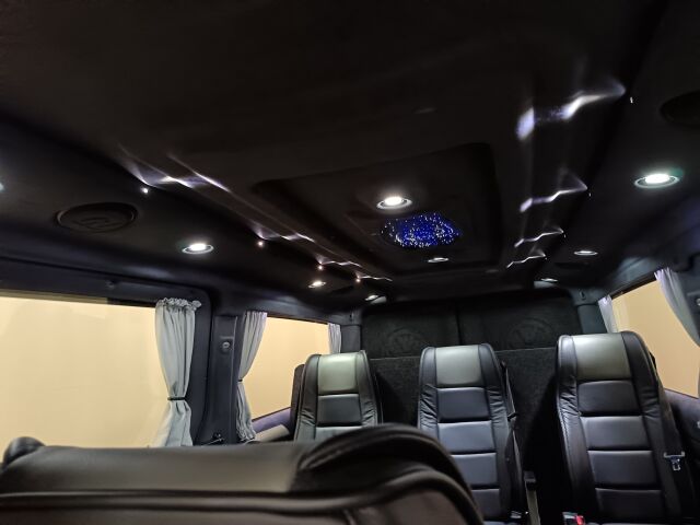 VOLKSWAGEN Crafter 2019 35  BUSSI  2,0 TDI 130 kW 4Motion 8at,**NO NYT ON ALVILLINEN HARVINAISUUS HETI TOIMITUKSEEN**