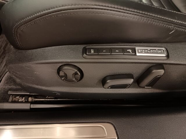 VOLKSWAGEN Passat 2015 Variant Highline 2,0 TDI 140 kW (190 hv) 4MOTION DSG-automaatti