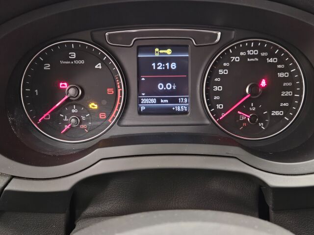 AUDI Q3 2018 Land of quattro Edition II 2,0 TDI clean diesel 110 kW quattro S tronic