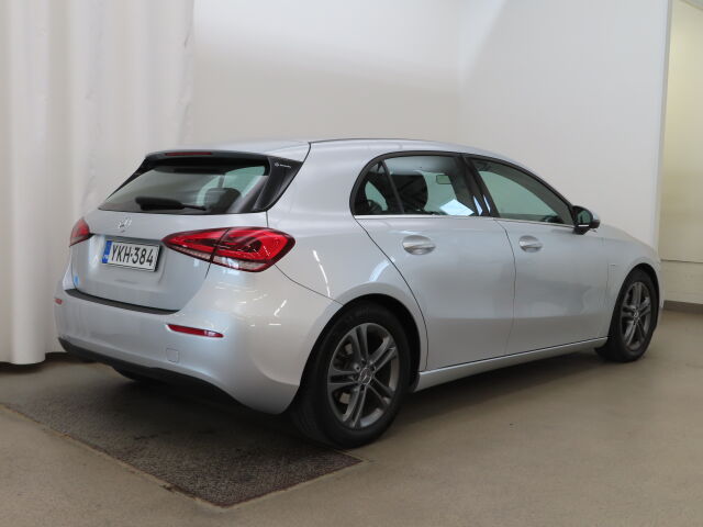 Mercedes-Benz A 2018 200 A Launch Edition Style