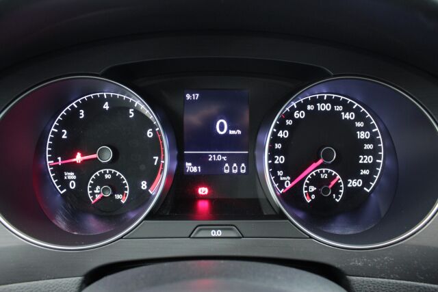 VOLKSWAGEN Golf Sportsvan 2018 Comfortline 1,5 TSI EVO 96 kW (130 hv)