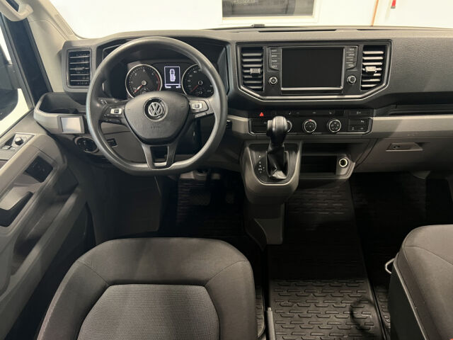 VOLKSWAGEN Crafter 2020 2.0TDI 177HV 4X4 AUT MA SIS ALV BUSINESS GL*Webasto *Koukku *2+2+3 Hlö