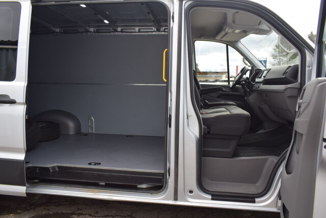 Volkswagen Crafter 2020 35 umpipakettiauto 2,0 TDI 130 kW, 3640