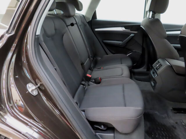 Audi Q5 2020 Launch Edition 55 TFSI e quattro S tronic