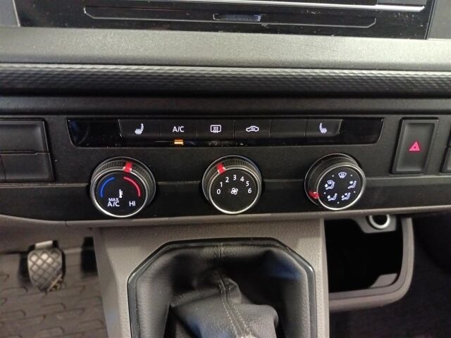 VOLKSWAGEN TRANSPORTER 2021 umpipakettiauto 2,0 TDI 66 kW PRO