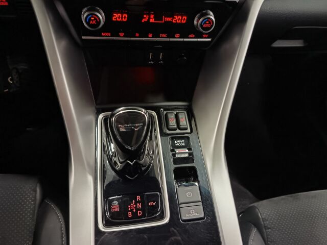 MITSUBISHI Eclipse Cross 2022 2.4 PHEV Invite 4WD