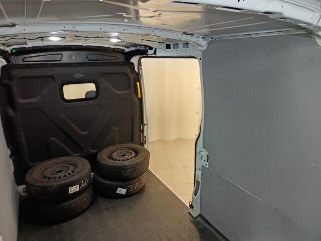 Ford Transit 2022 Van 350 2,0 TDCi 130 hv M6 Etuveto Trend L3H2 4,43