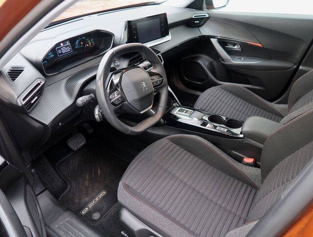 Peugeot e-2008 2022 Active Pack 50 kWh 136 Automaatti