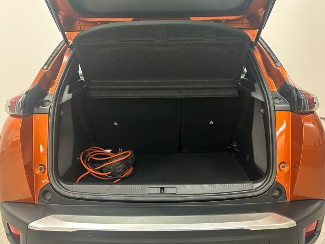 PEUGEOT e-2008 2022 Active Pack 50 kWh 136 Automaatti