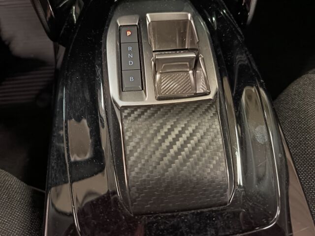 PEUGEOT e-2008 2022 Active Pack 50 kWh 136 Automaatti