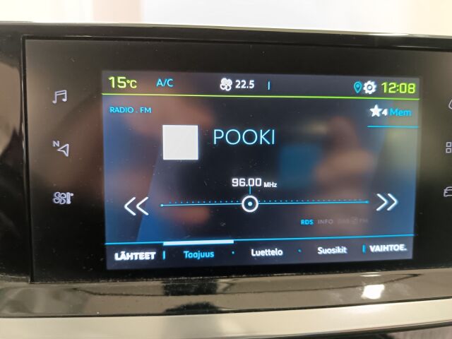 PEUGEOT e-2008 2022 Active Pack 50 kWh 136 Automaatti