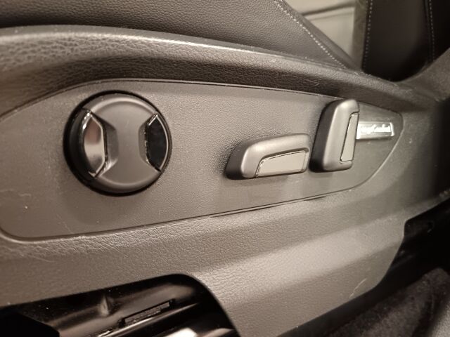 VOLKSWAGEN Amarok 2019 DC Highline 3,0 TDI 150kW Autom. 4MOTION 3080kg "B&W"*HARVINAISTA HERKKUA 5-PAIKKAISENA* OSTA POIS!