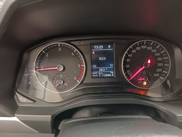 VOLKSWAGEN Amarok 2019 DC Highline 3,0 TDI 150kW Autom. 4MOTION 3080kg "B&W"*HARVINAISTA HERKKUA 5-PAIKKAISENA* OSTA POIS!