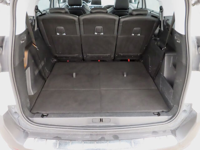 Peugeot 5008 2019 Allure PureTech 130 EAT8-automaatti 7-Paikkainen
